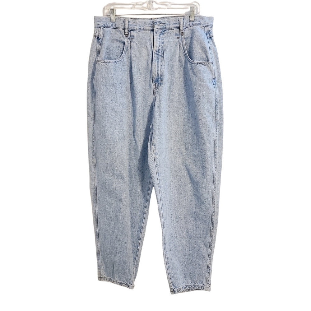 Brittania | Women's Vintage High Waist Light Wash Jeans  (Size 18 Average)